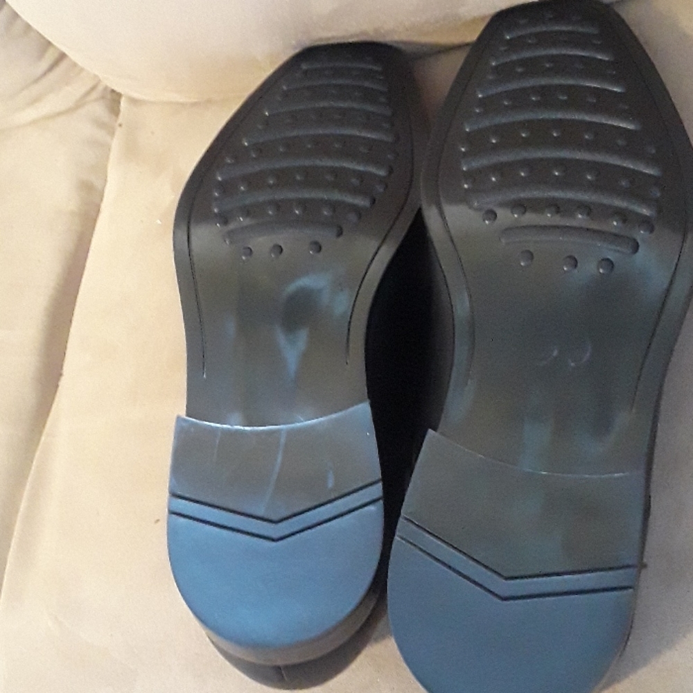 Shoes - Picture 3 of 3